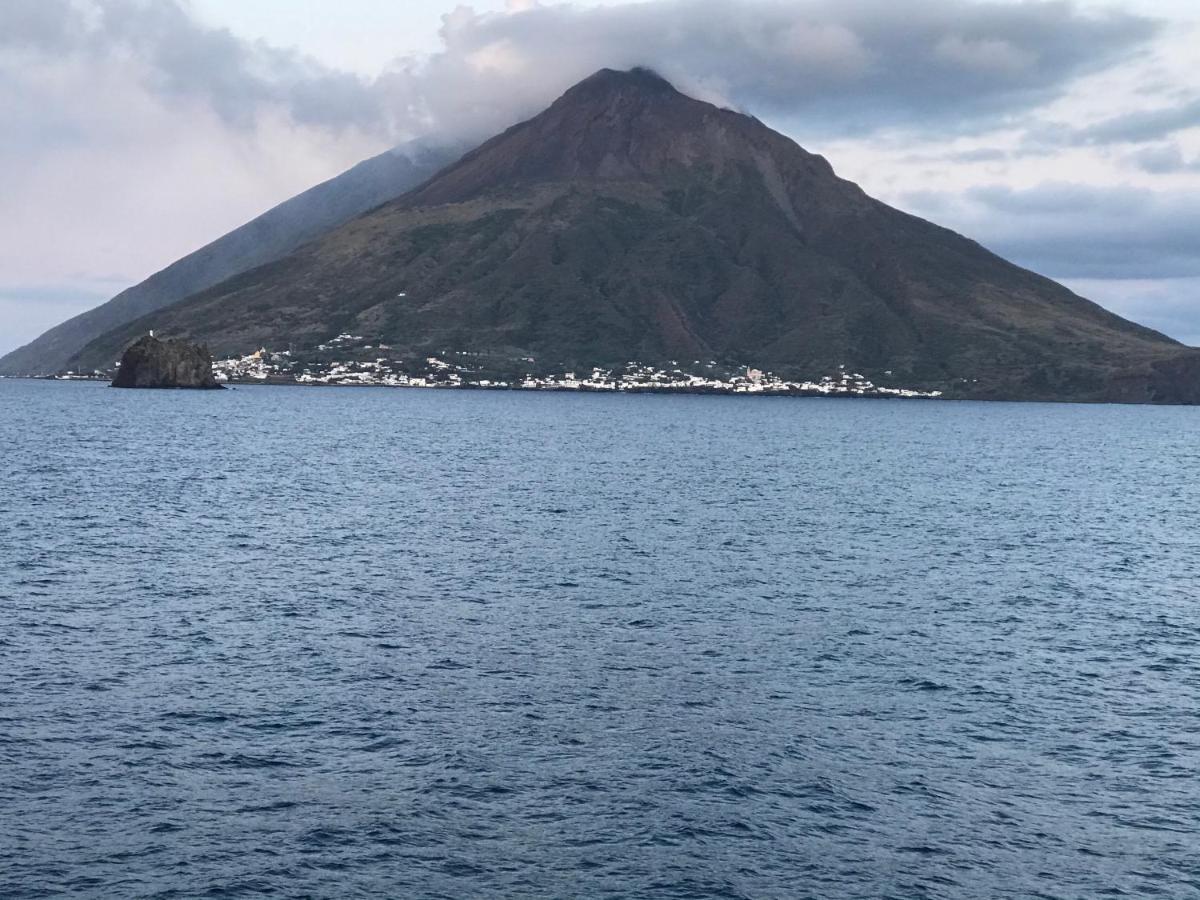 Willa A' Riggiola Stromboli Zewnętrze zdjęcie